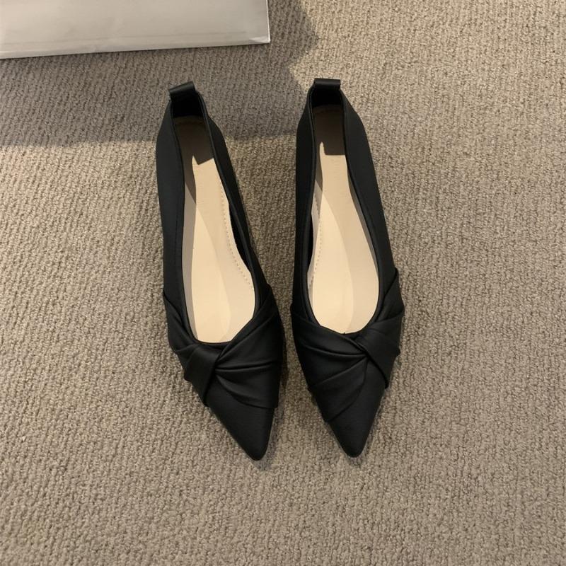 Escarpins Pointus pour Femmes 2026 Printemps/Été Talons Carrés Ouverture Peu Profonde Mode Élégant Escarpins d'Extérieur Français Zapatos De Mujer