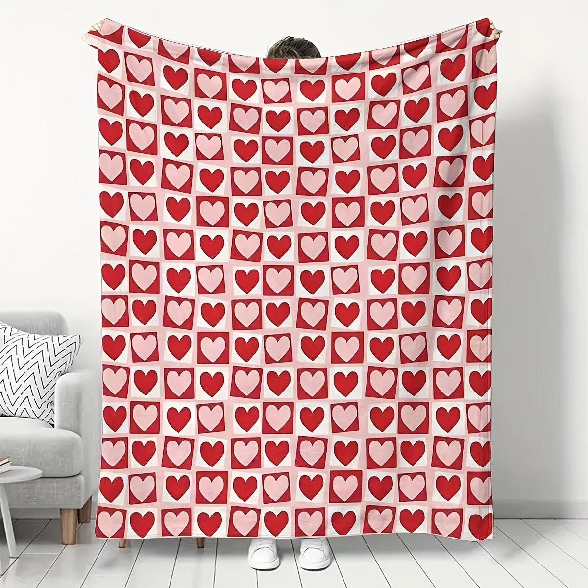 

Glam Style Heart Print Flannel printed blanket suitable for all seasons suitable for living room office sofa and travel 75x100cm