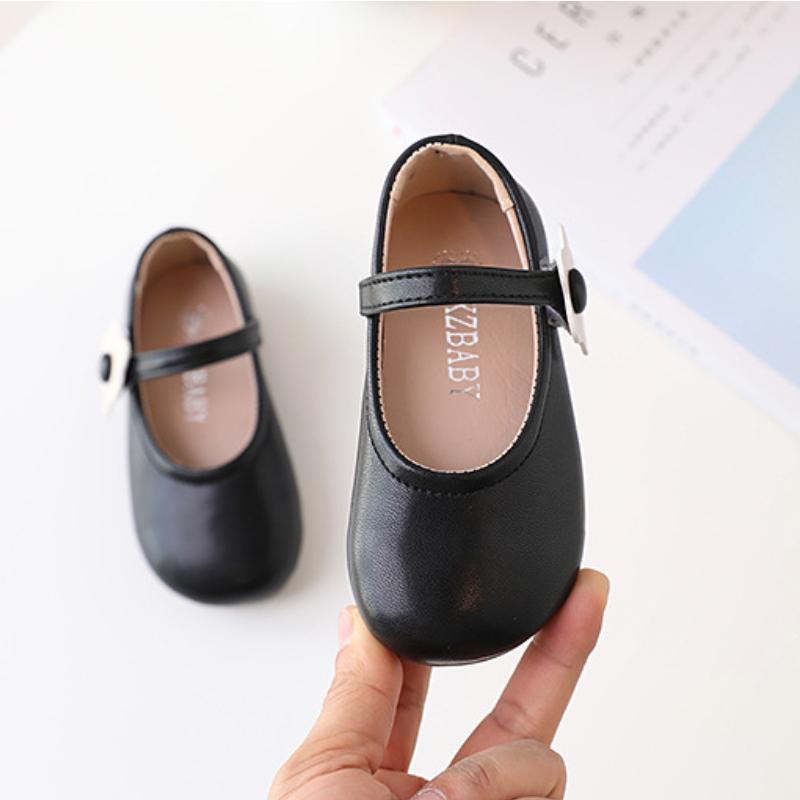 Fashion 2024 New Girls White Leather Shoes Children Flat White Shoes Girls Flower Girl School Dress Shoes Toddler Girl Footwear