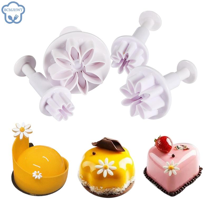 4pcs Plum Flower Plunger Cutter Fondant Cake Decorating Diy Tool Cookie Molds Biscuit Cutter Baking Tool Cookie Cutter