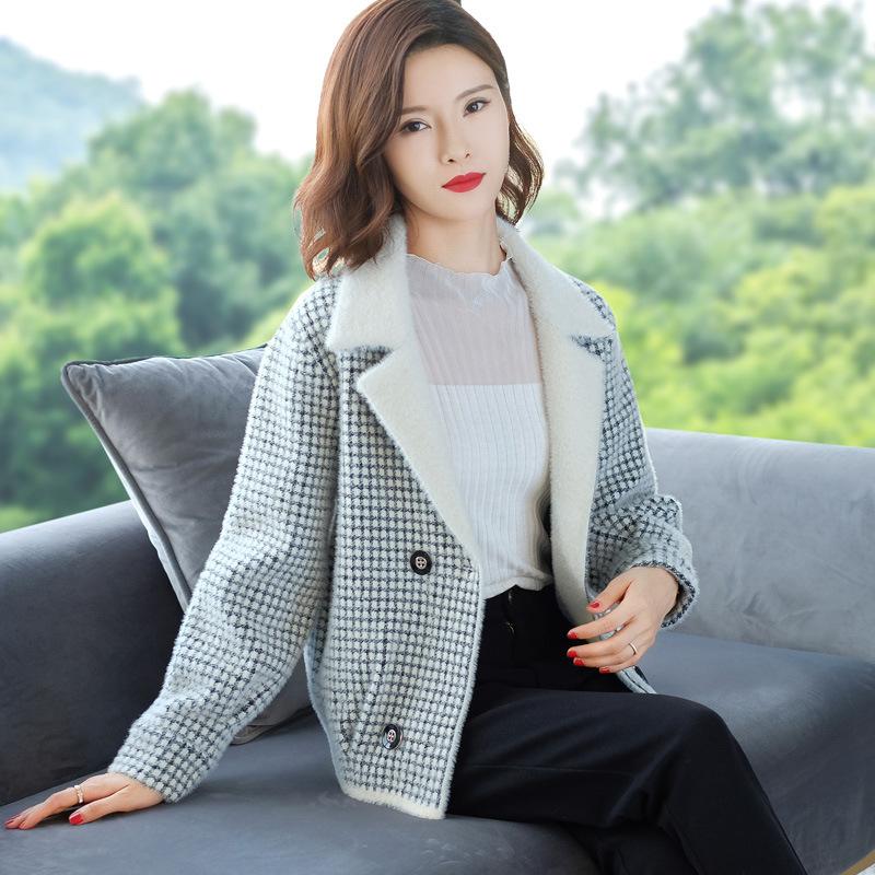 

Осенне-зимнее короткое пальто из искусственного норкового бархата, женский новый женский универсальный свитер, вязаный кардиган, топ, женский one size fits all