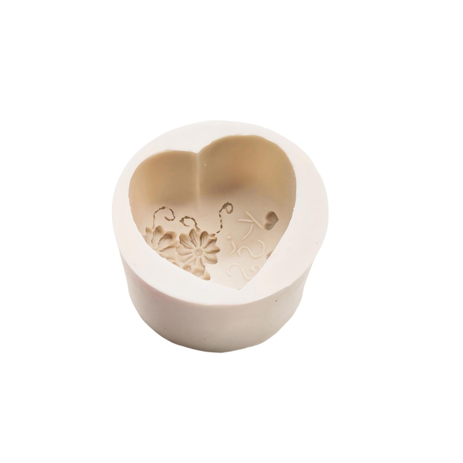 Heart Shaped Silicone Mold, Suitable For Making Candles, Cakes, Soaps. One Size