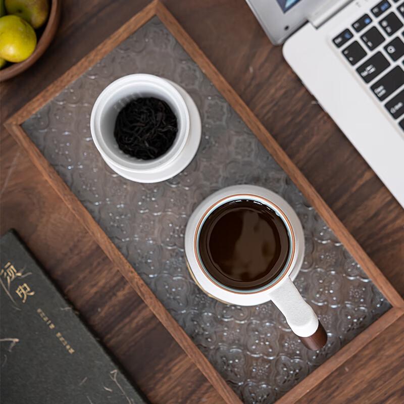 Sushih Ceramic Hand-Painted Thousand Li Rivers and Mountains Tea Cup