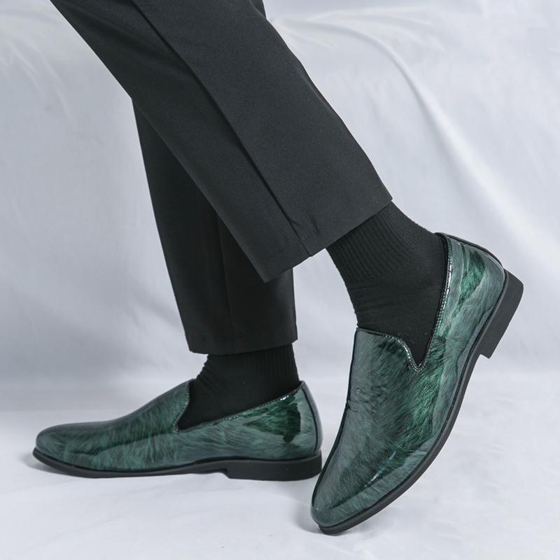 Lässige Herrenlederschuhe Bequemer flacher Boden und leicht Freizeit und Mode Party Täglich Büro Fahren Erwachsenenschuhe