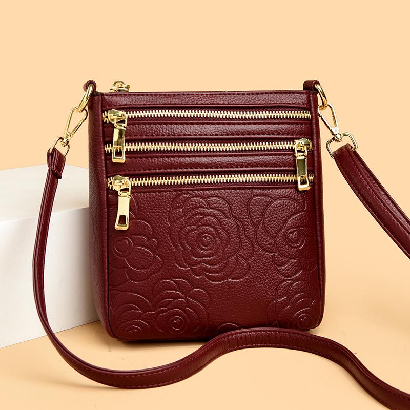 

Embossed high quality atmospheric sense of soft and durable fashion exquisite lightweight commuting outdoor beach crossbody bag shoulder bag чорний