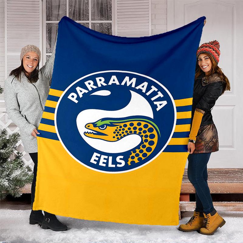 1pc Football Team (22) Theme Blanket - Digital Print, Polyester, Cozy for All Seasons, Perfect for Outdoor, Camping, and Travel