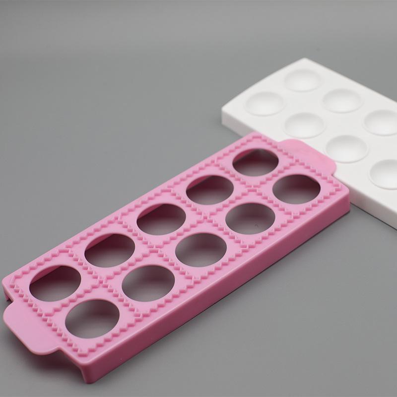 

10-Piece Kitchen Set: Square & Round Ravioli, Chocolate Molds, and Fondant Cake Decorations.