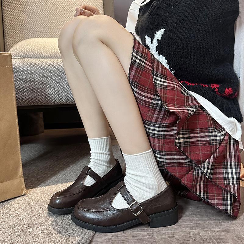 New popular women's shoes platform Mary Jane Love single shoes 2025 new spring and autumn retro round head British style small leather shoes