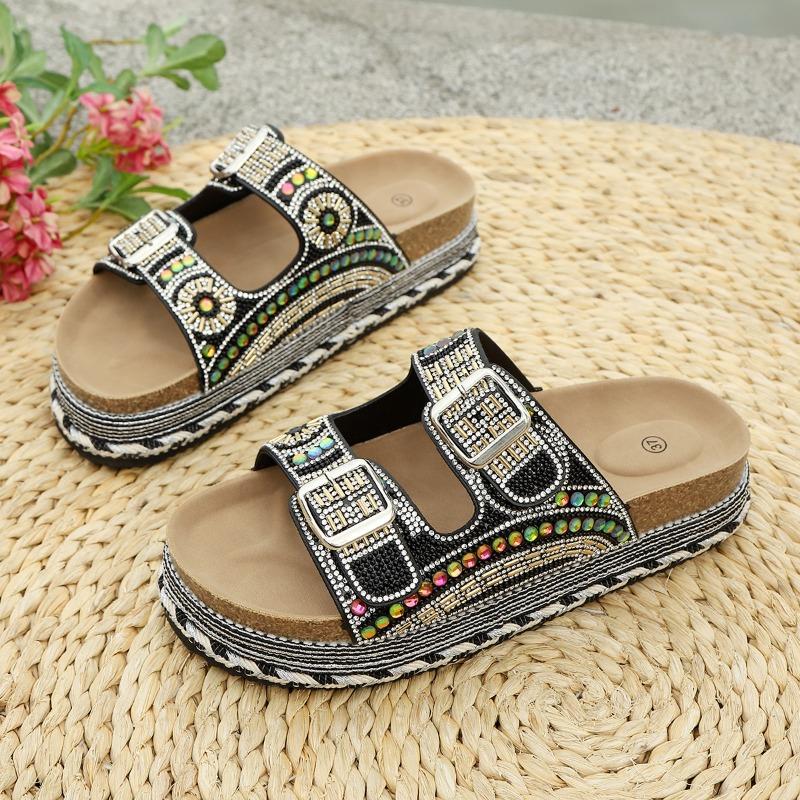 Fashion 2025 Summer New Women's Slippers Plus Size Round Toe Crystal Buckle Platform Sandals Outdoor Hot Sale Daily Casual Slippers
