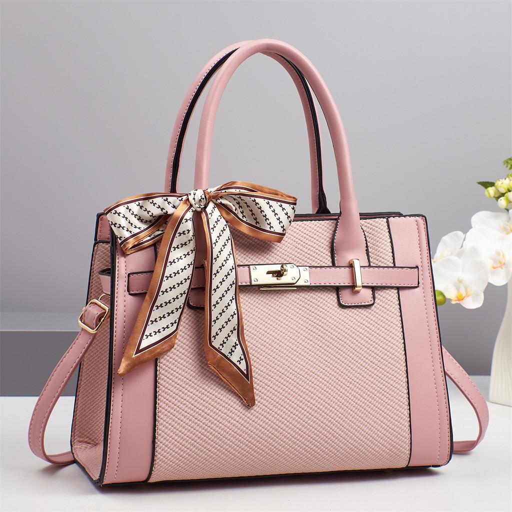 Elegant Pu Crossbody Bag With Lockdesigned Closure For Daily Use And Commuting