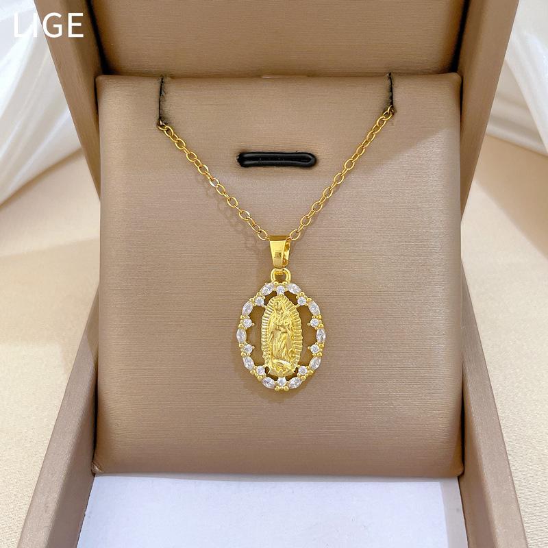 Titanium Steel Empty Egg-Shaped Portrait Light Luxury Temperament Gorgeous Full Diamond Necklace Female Versatile Collarbone Chai