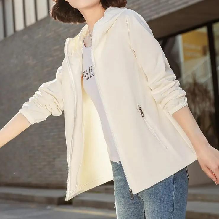 Oversize Women'S Jackets Large Size Spring Autumn Women Trench Coats Hooded Windbreaker Short Loose Coat Women Outwear