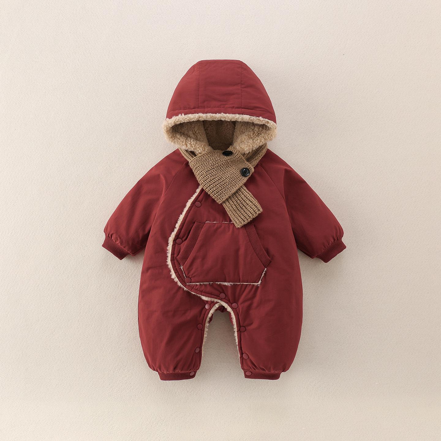 Festive Red Warm Cotton Jumpsuit for Baby Boys and Girls - New Year Winter Outfit 66 cm красный
