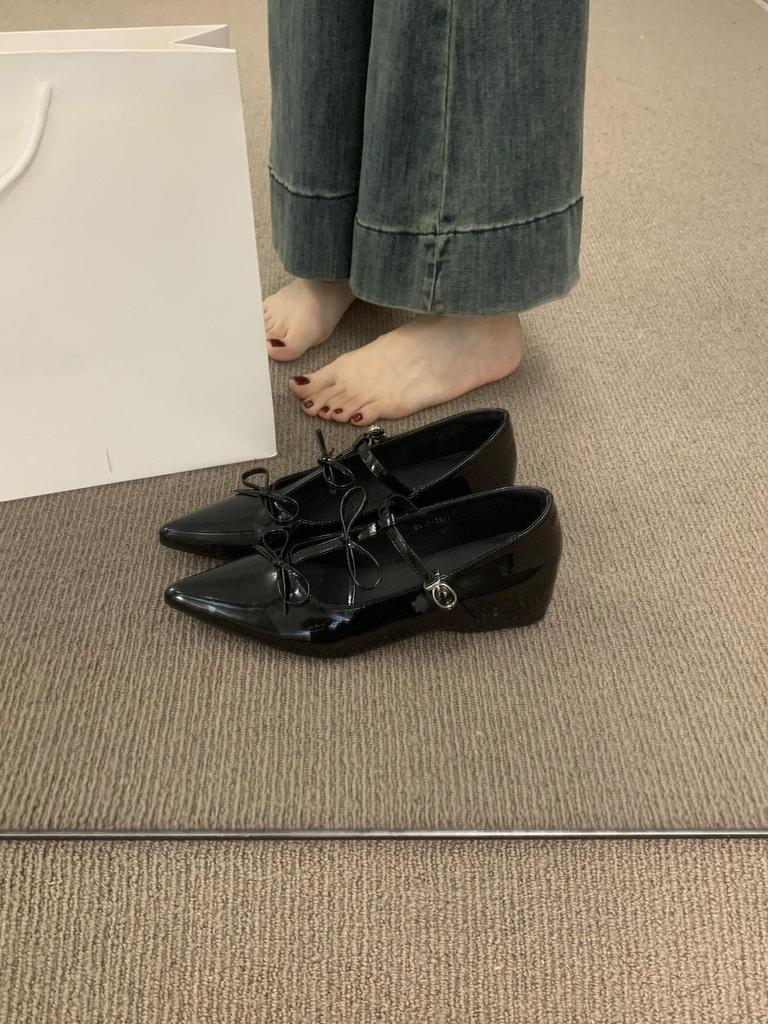 Pointed Red Mary Jane Shoes 2025 Spring and Summer New Patent Leather High Heels Beautiful Single Shoes Women