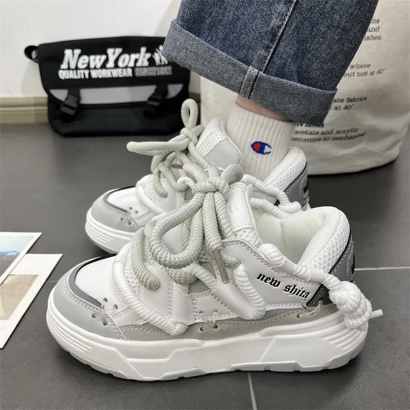 Wide Sole Women Chunky Sneakers Design Bread Shoes Girls Platform Sports Shoes 41 42 Womans Casual Shoes Free Shipping