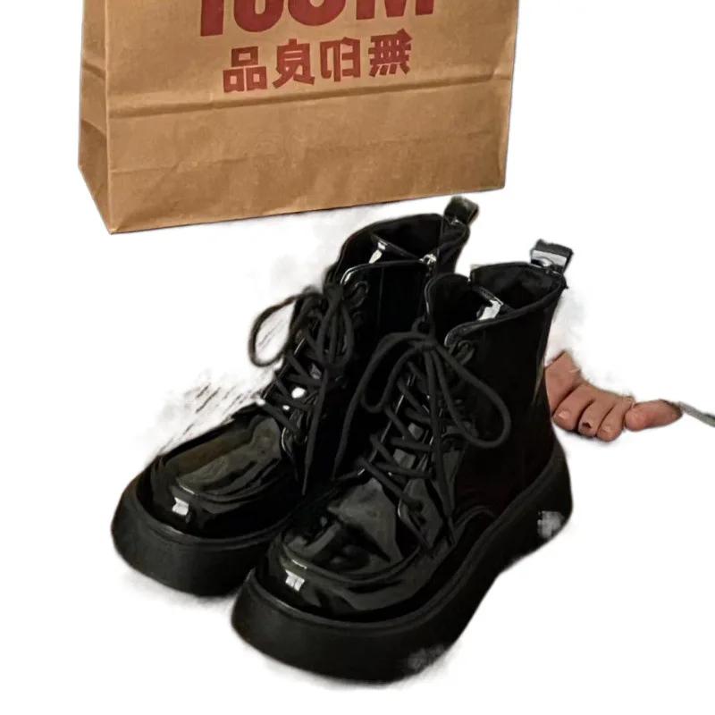 Fashion Spring and Autumn New Exquisite Women's Boots Retro Versatile Thick Bottom Casual Boots Fashion Trend Versatile Modern Boots