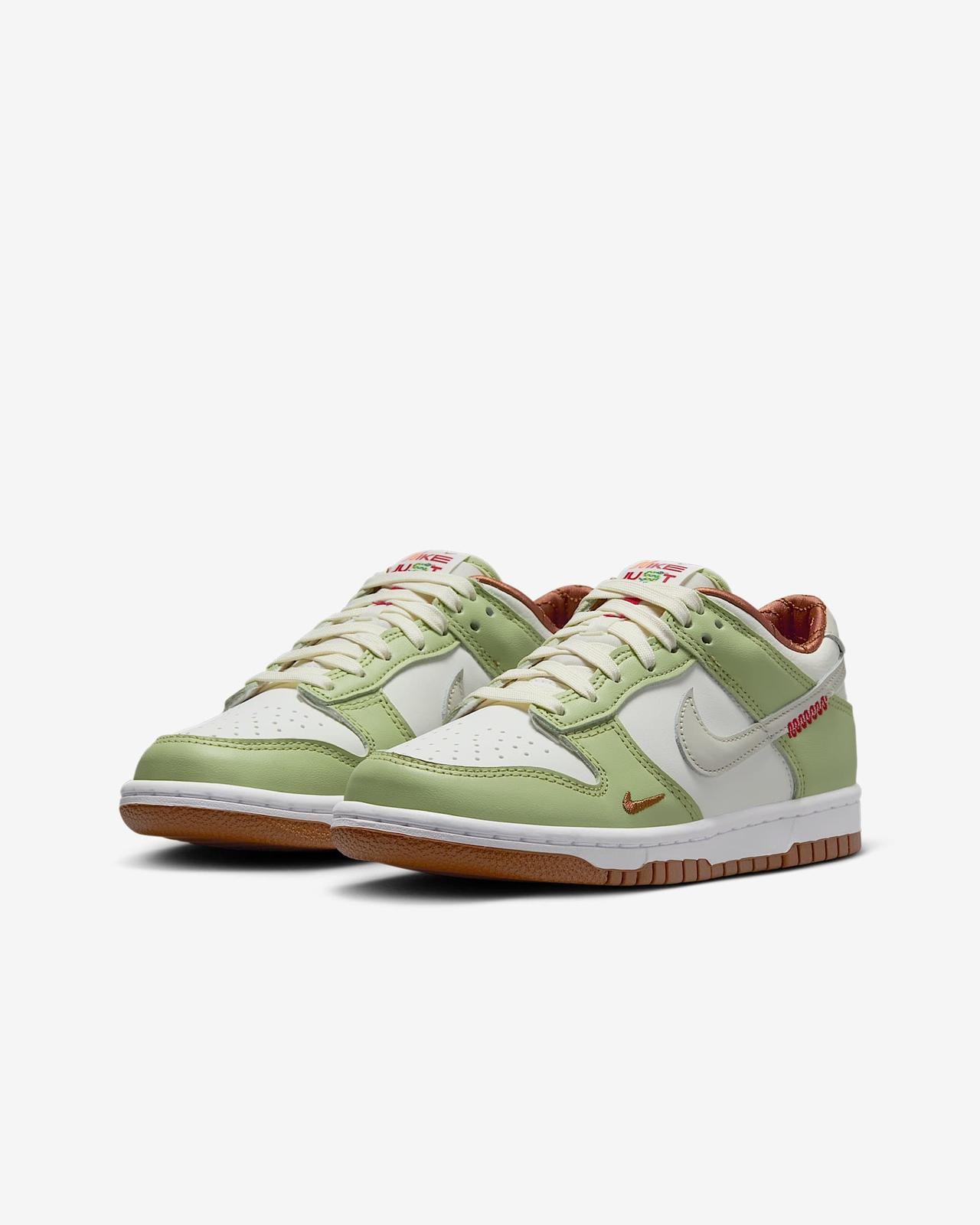 HV6001-101 Nike GS Dunk Low Year of The Snake 4Y