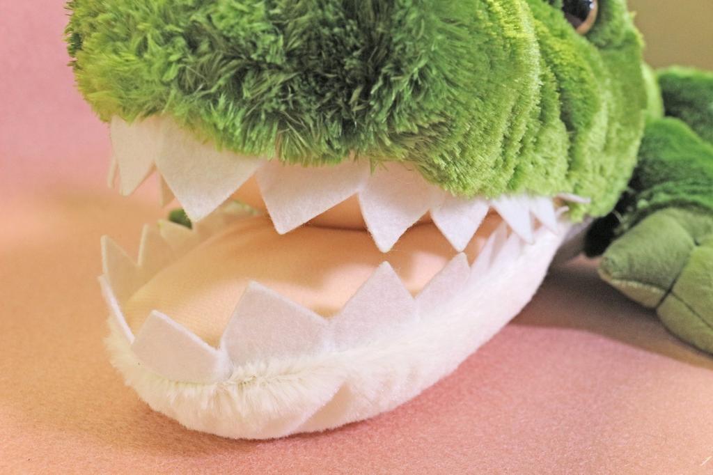 Fluffy Crocodile LL Green