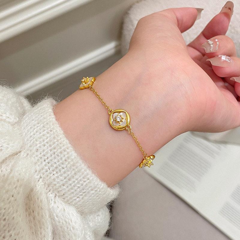 French retro simple zircon fritillary round flower bracelet bracelet exquisite jewelry women
