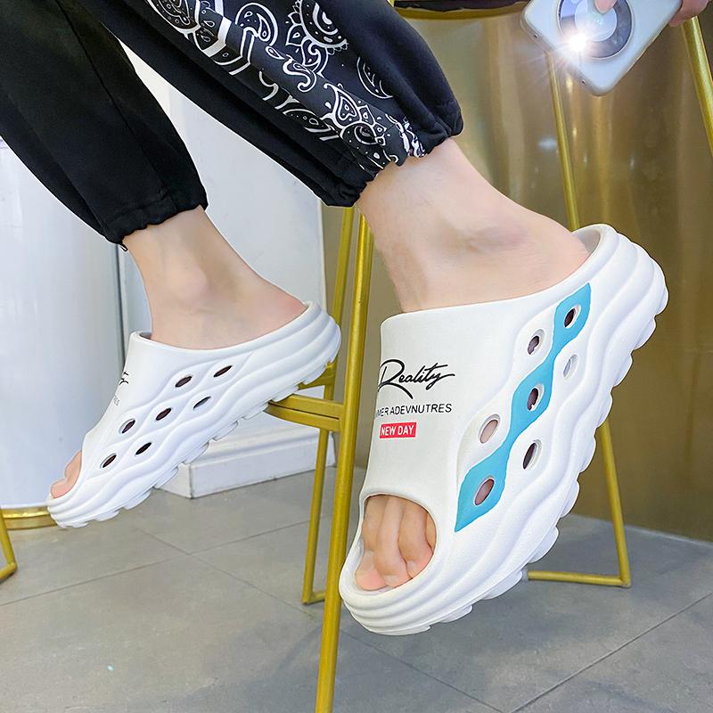 Fashion 2025 New Hot Extra Thick Soled Men Slippers Fashion Summer Shoes Outdoor Sandals Beach Slides EVA Soft Indoor Slippers For Men