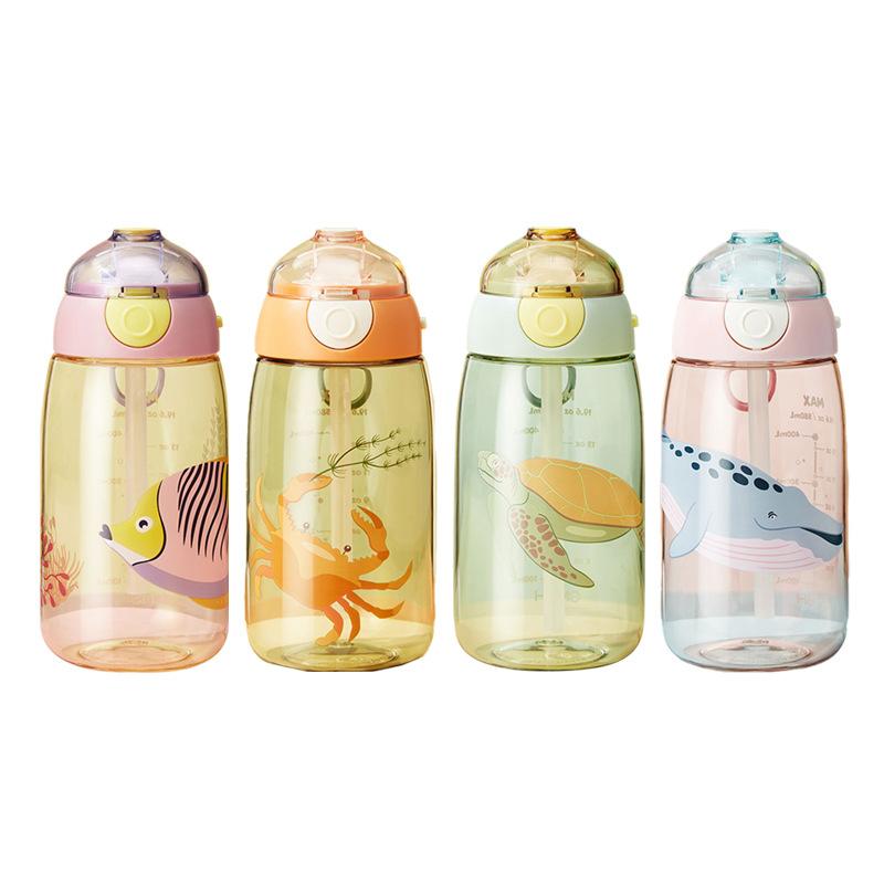 Water bottle children's plastic water cup summer food grade straw cup high temperature kettle students go out plastic cup high value