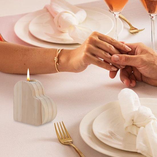 Yousheng Wooden Love Heart Candle Holder Farmhouse Rustic Heart Shape Candle Stand Candlestick Table Centerpiece Home Office Desktop Decoration