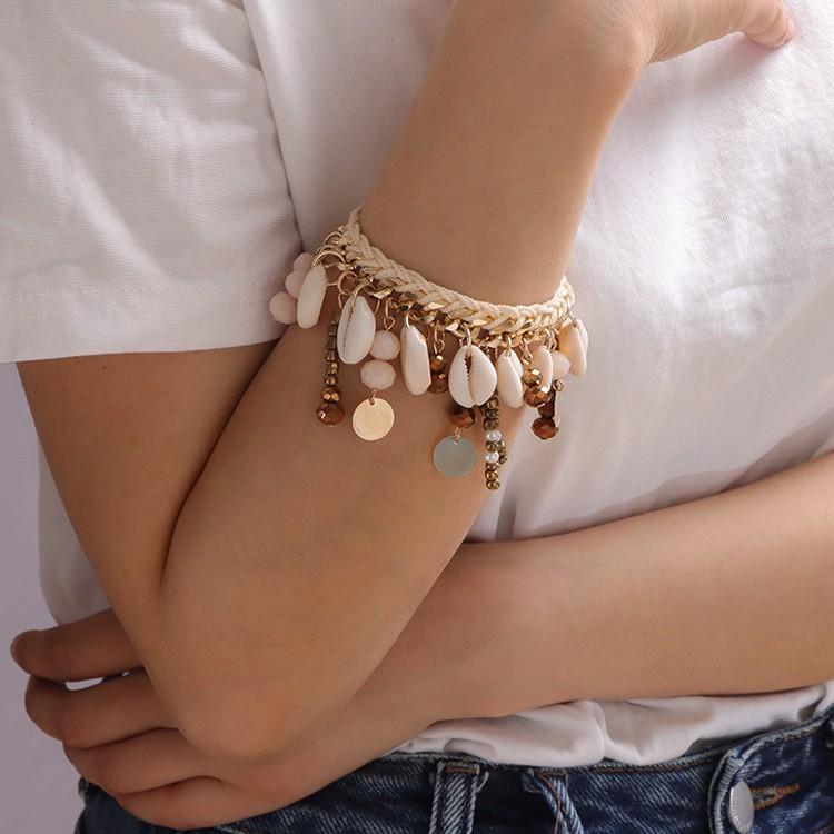 Boho-Stil Handgewebtes Muschelperlenarmband mit hängenden Quasten für Damen Reise Geschenk
