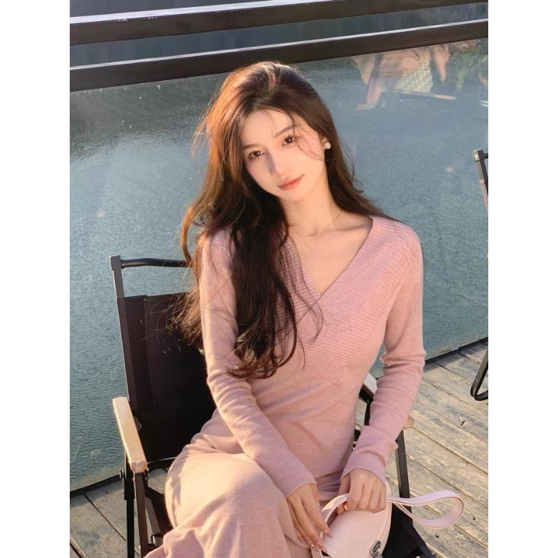 Pink V-neck Knitted Dress Women's Spring, Autumn, Autumn and Winter Slim-fit Hip-wrapped Skirt with Bottom Sweater Inside Long Skirt
