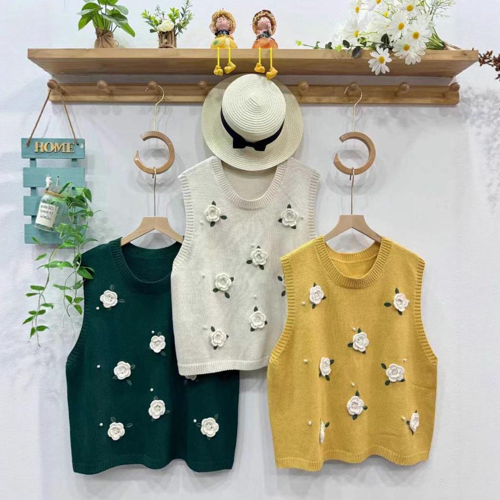 327 Autumn Japanese Sweet Handmade 3D Flower Loose Knit College Vest