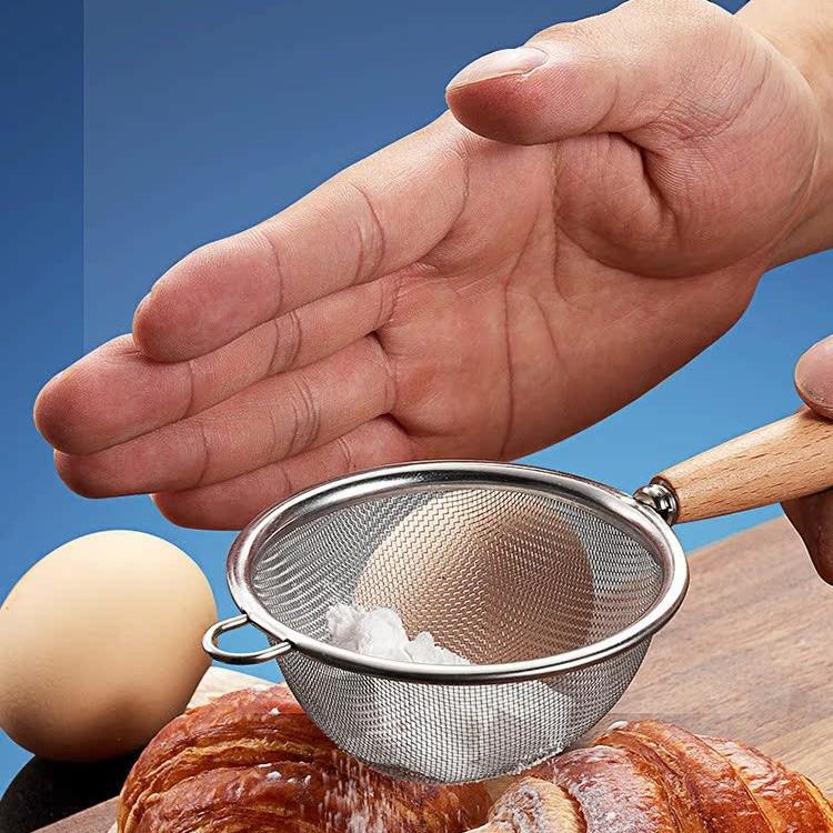 Stainless Steel Skimmer Spoon for Flour, Soy Milk, Oil, Juice, and Anti-Scald Kitchen Tasks