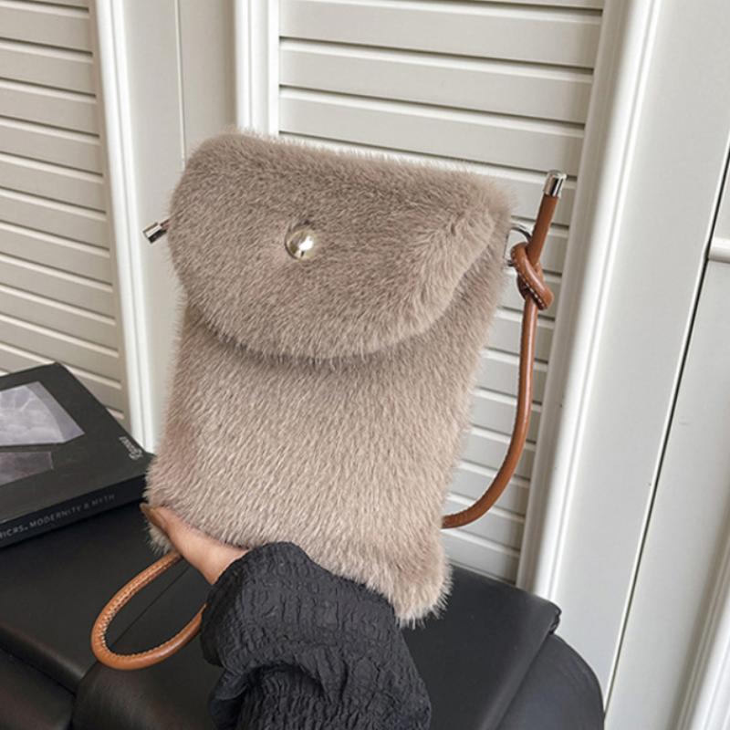 Trend Faux Fur Crossbody Bag Soft Plush Mini Shoulder Purse With Metal Button Adjustable Leather Strap Handbag Winter Phone Bag