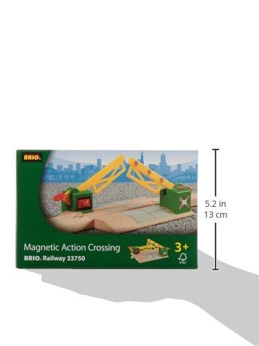 BRIO Magnetic Railroad Crossing 33750, for ages 3 and up. [Toy, Wooden Toy Train, Rail Set, Scenery, Gift (Birthday/Christmas)]