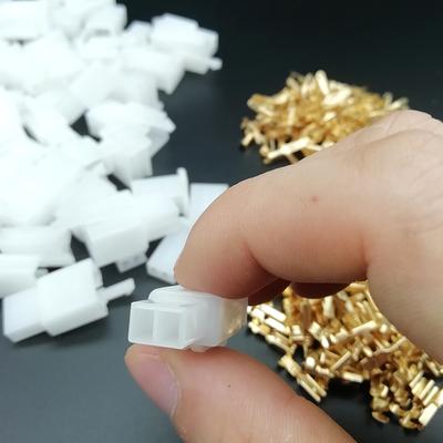 Terminals, connectoren en accessoires – Terminals