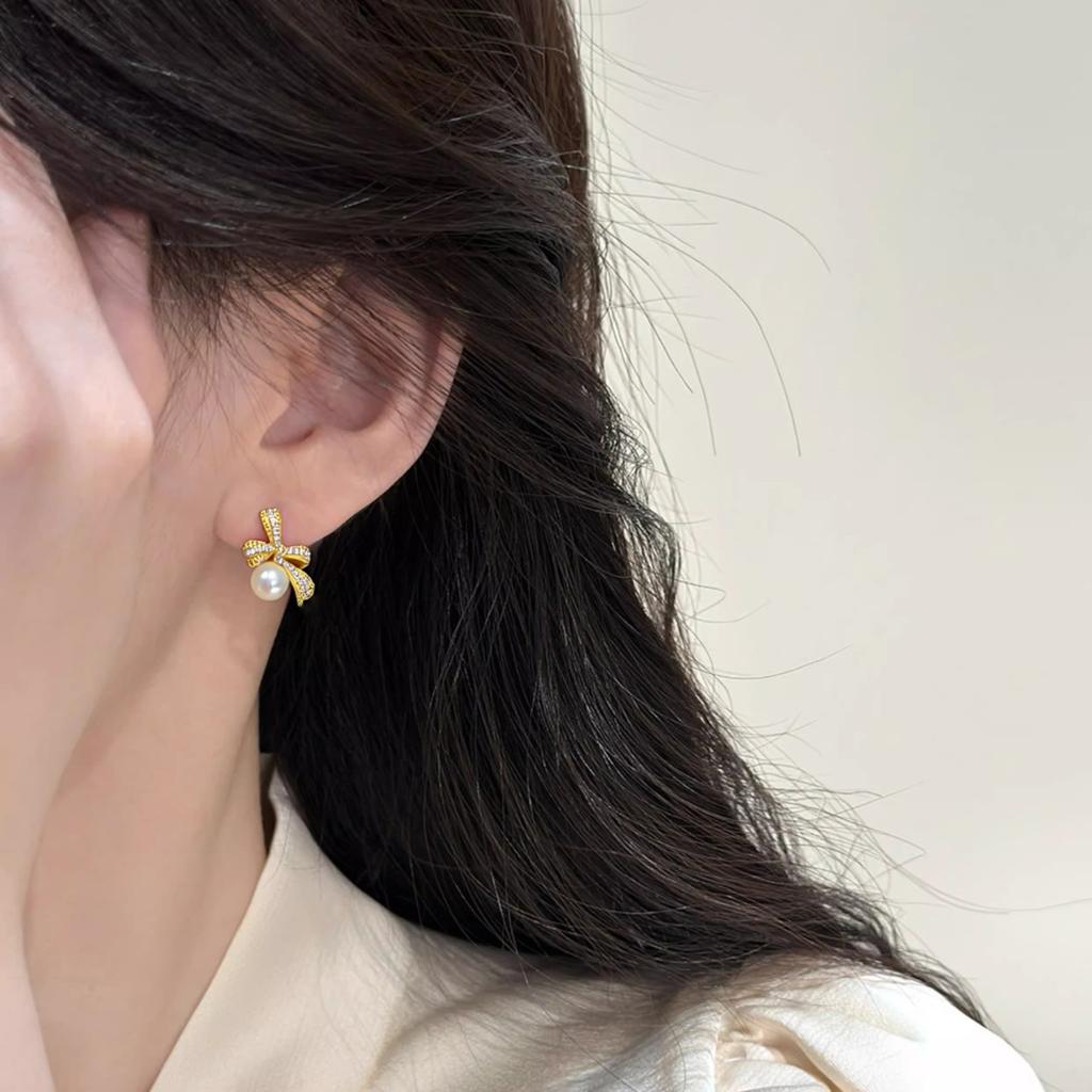 Natural Freshwater Pearl Earrings for Women, Delicate Three-dimensional Bow with Micro Inlaid Zircon, Sweet and Cute Pearl Earrings