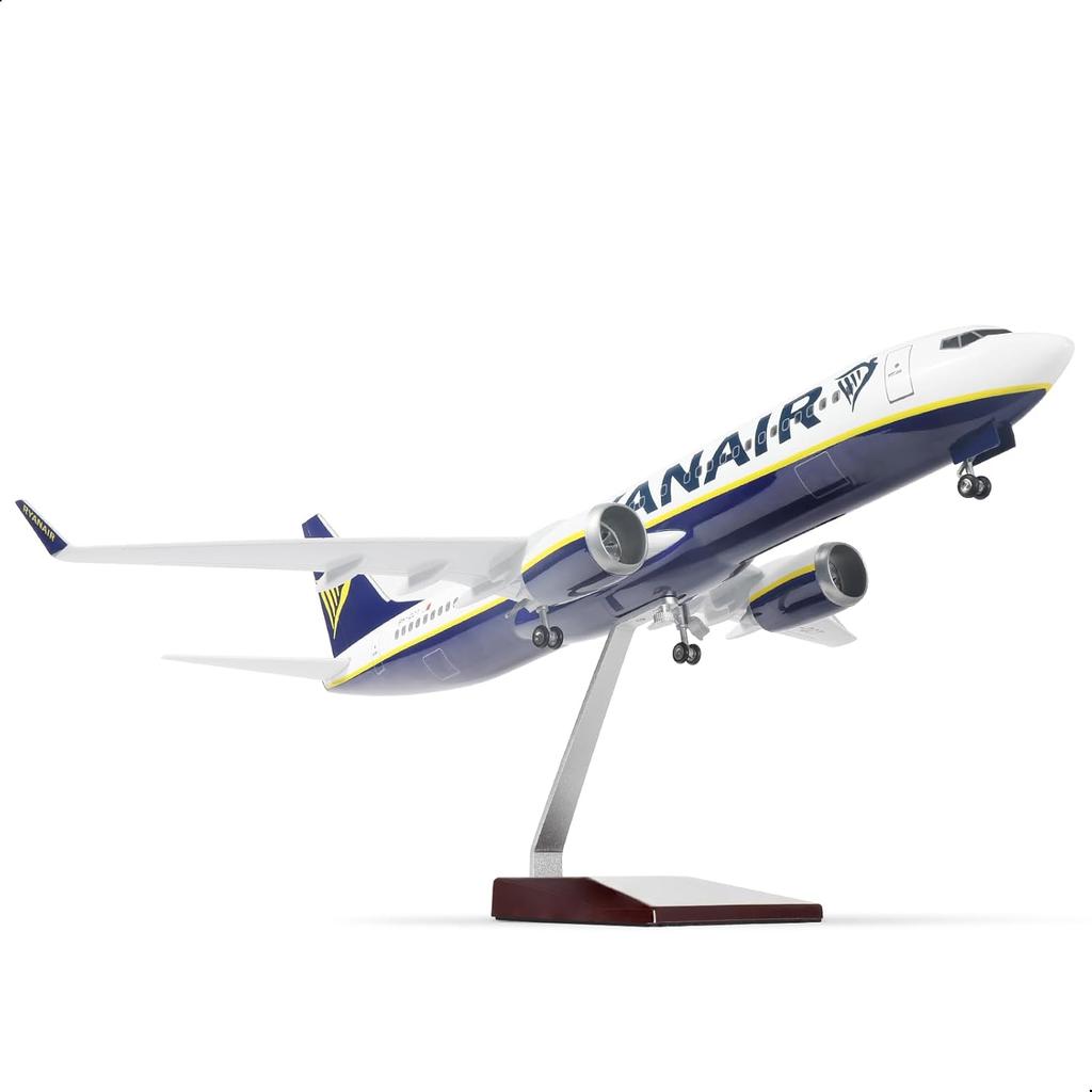 Ryanair plane model B737 Aircraft Model With Base Landing Gears Resin Miniature Plane For kids Gifts or Display Decorations