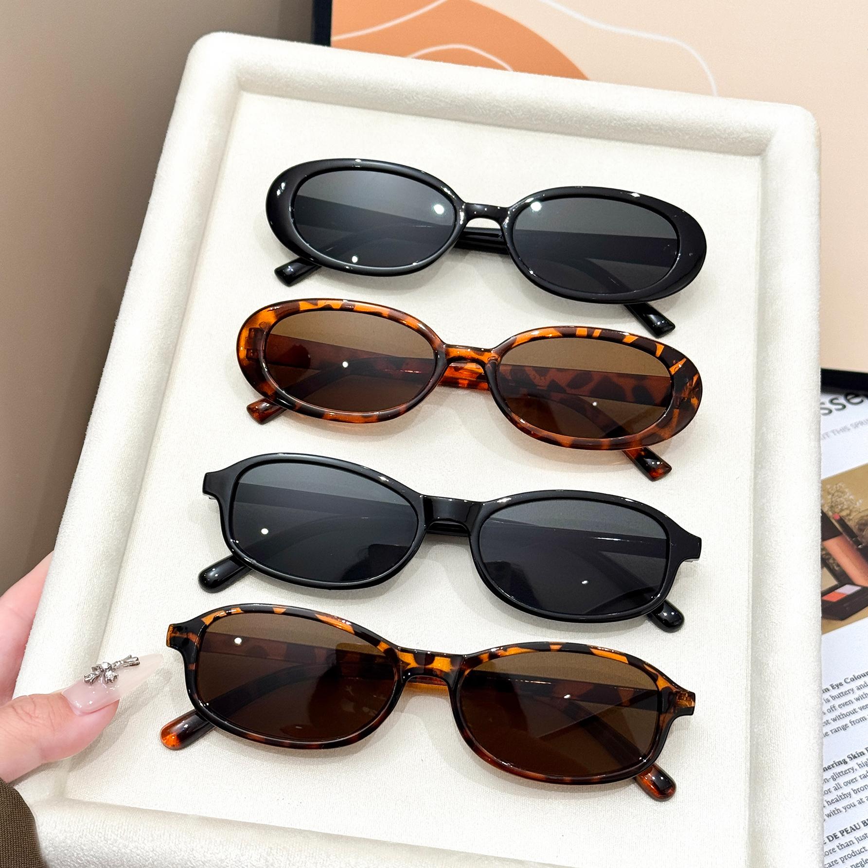 

4Pcs Fashionable Mixed Glasses Set, Oval-Shaped Glasses, Chic Black, Tortoiseshell Glasses, Suitable for Daily Wear