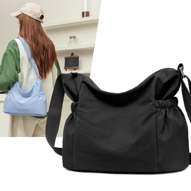 Women's Shoulder Bag Lightweight Water-Repellent Large Capacity Crossbody Bag