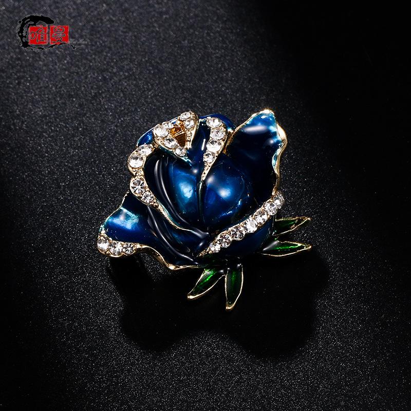 Lapel V-Neck Fairy Rose Brooch Sweater Coat