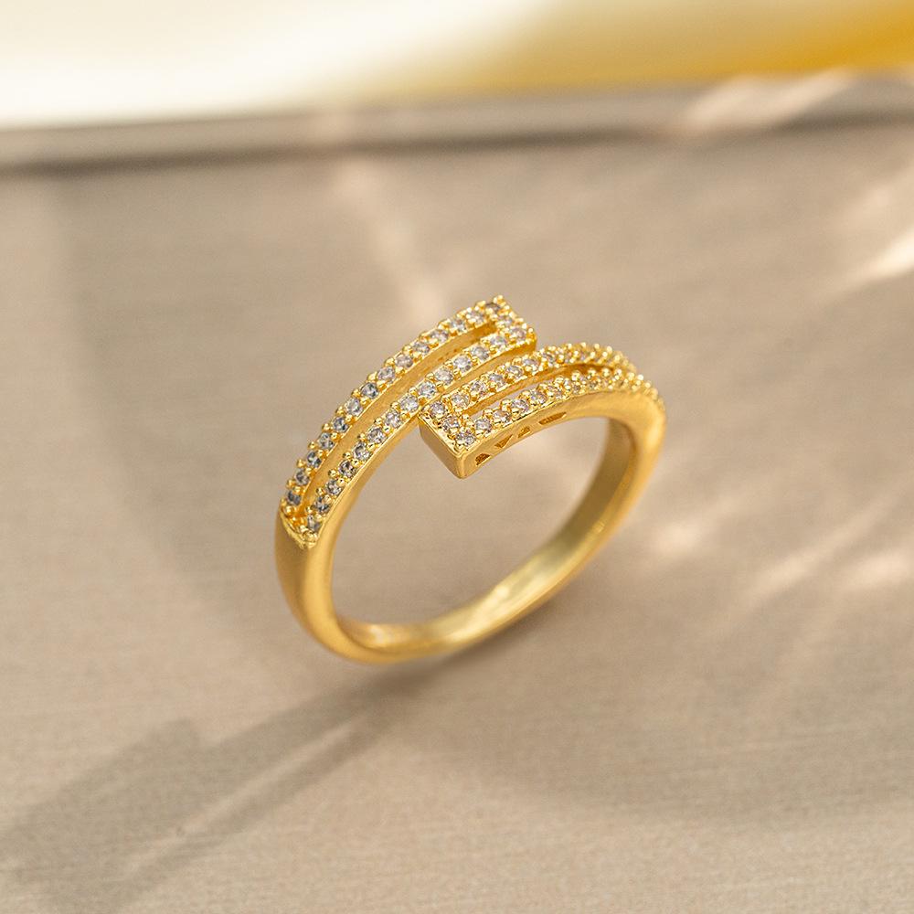 Korean Version of Light Luxury Design Full Diamond Inlaid Zircon Ring Women's Opening Adjustable Ring Internet Celebrity Fashion Accessories