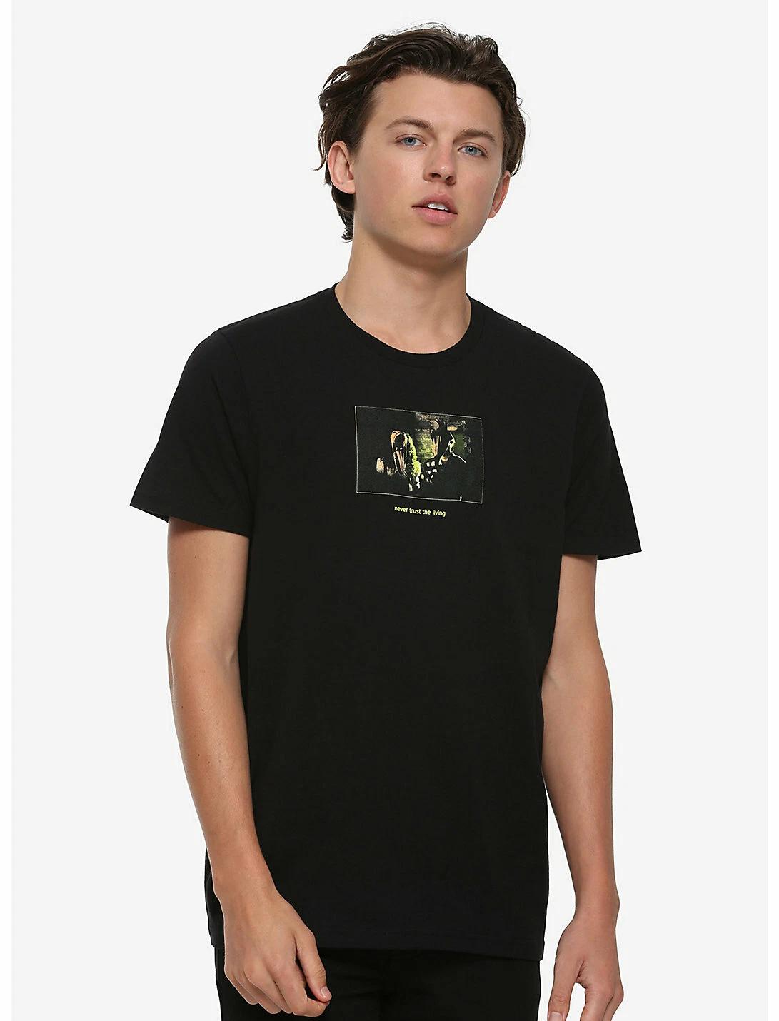 Beetlejuice Mens Maitlands Never Trust The Living T-Shirt NWT XS, S, M, L, 2XL M