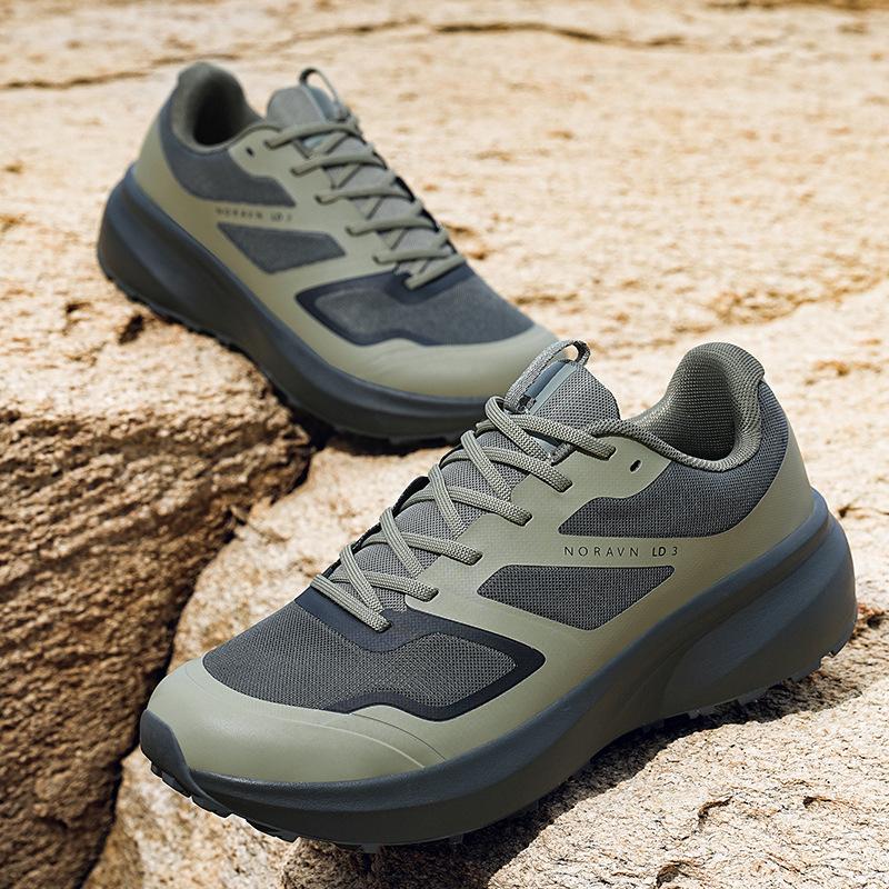 Large Size Hiking Shoes Men's Wear-resistant Spring and Summer Outdoor Sports Breathable Professional Mountain Climbing Hiking Cross-country