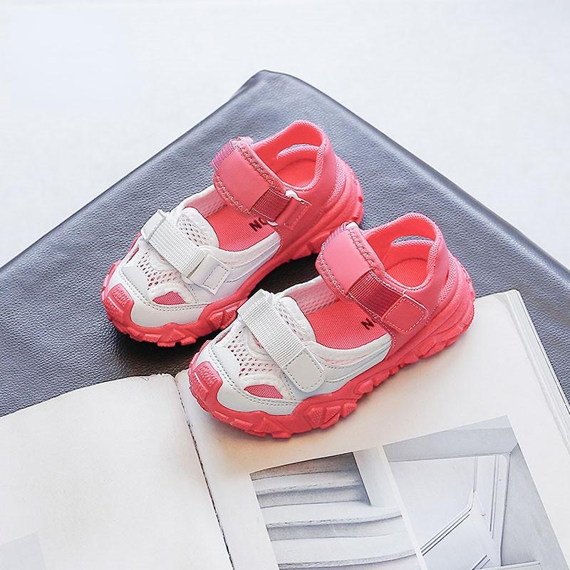 Kinder Sport Sandalen Sommer Jungen Sandalen Koreanische Mädchen Weichen Boden Casual Strand Schuhe