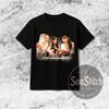 La Maglietta con Fascia di Avvertimento: T-shirt Musicale Unisex in Cotone