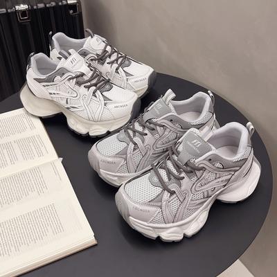 Fashion Dad Shoes Women's 2025 Spring New Korean Version Platform Heightening Lace-up Casual Shoes Versatile Sports Shoes Trendy Shoes