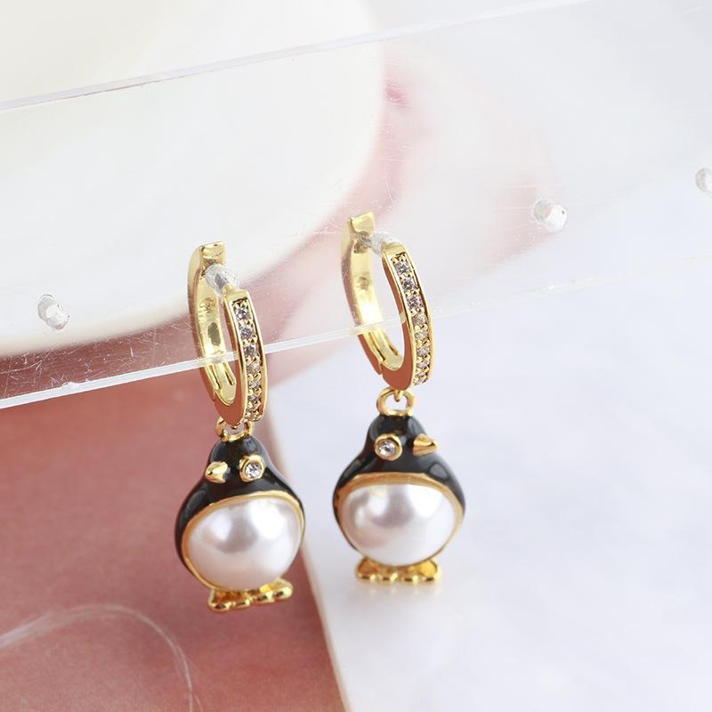 

European And American Jewelry Wholesale Enamel Color Glaze Cute Cartoon Penguin Shape Inlaid Pearl Earrings Necklace Bracelet Earrings