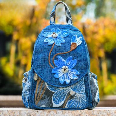 Böhmischer blauer Blumenrucksack für Damen, mehrere Fächer, vielseitige Brusttasche mit geflochtenen Griffen, Polyester-Reißverschluss, ideal für Urlaubsreisen