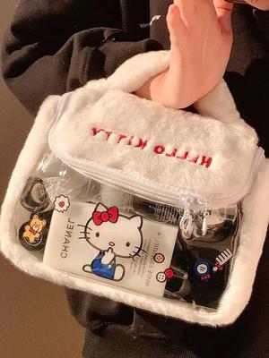 Plush Large-Capacity Women's Fashion Makeup Bag - High-End Cosmetic Storage Handbag