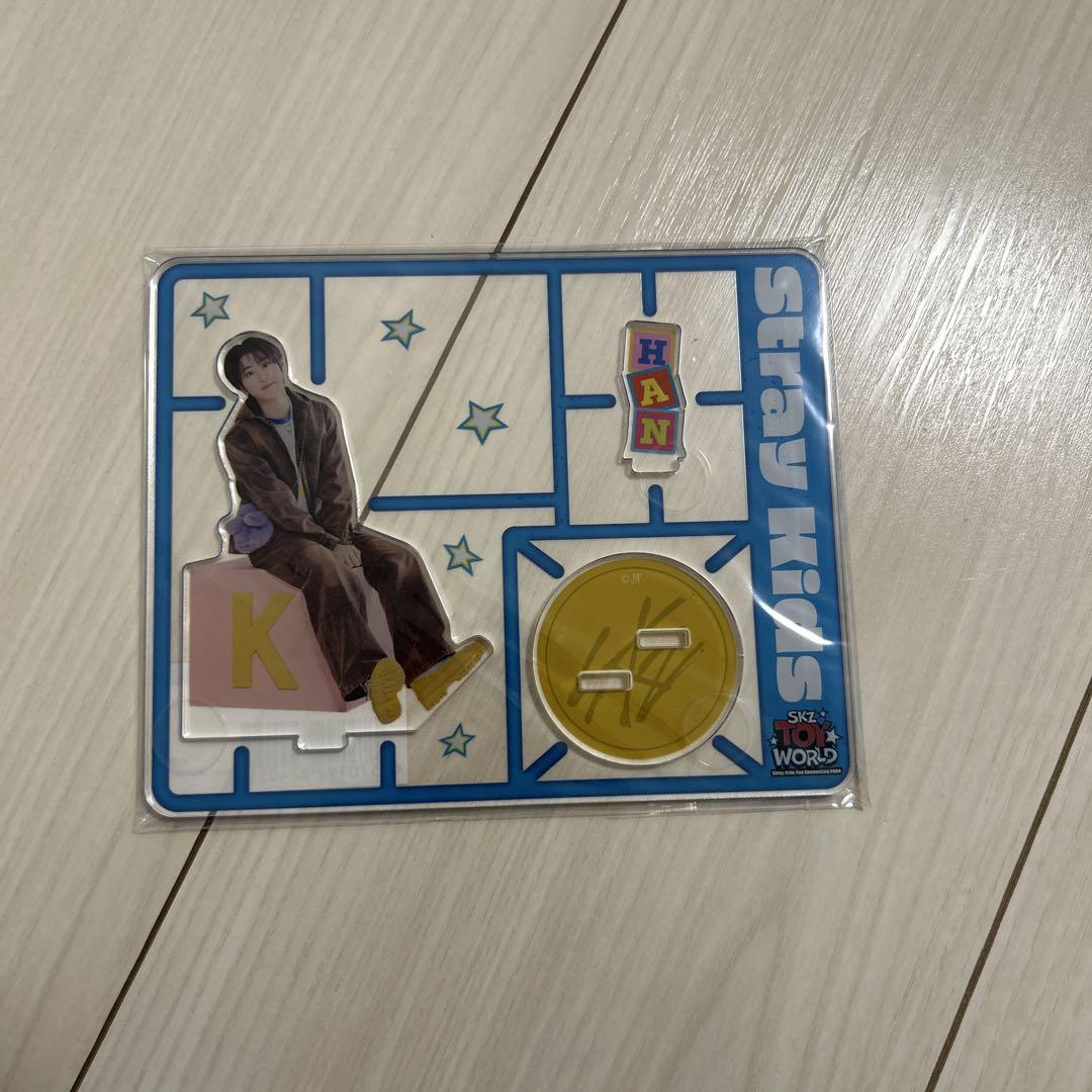 

[Б/У] Stray Kids HAN акриловая подставка для игрушек World