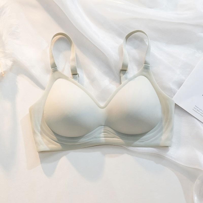 Seamless Push-Up Bra for Women: Soft, Wireless, Anti-Sagging Support for Small Chests