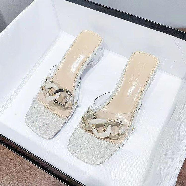 Sandales de célébrité Internet pour femmes à talons épais été 2025 nouvelles super tendance talons moyens style féerique bout ouvert transparents à talons hauts